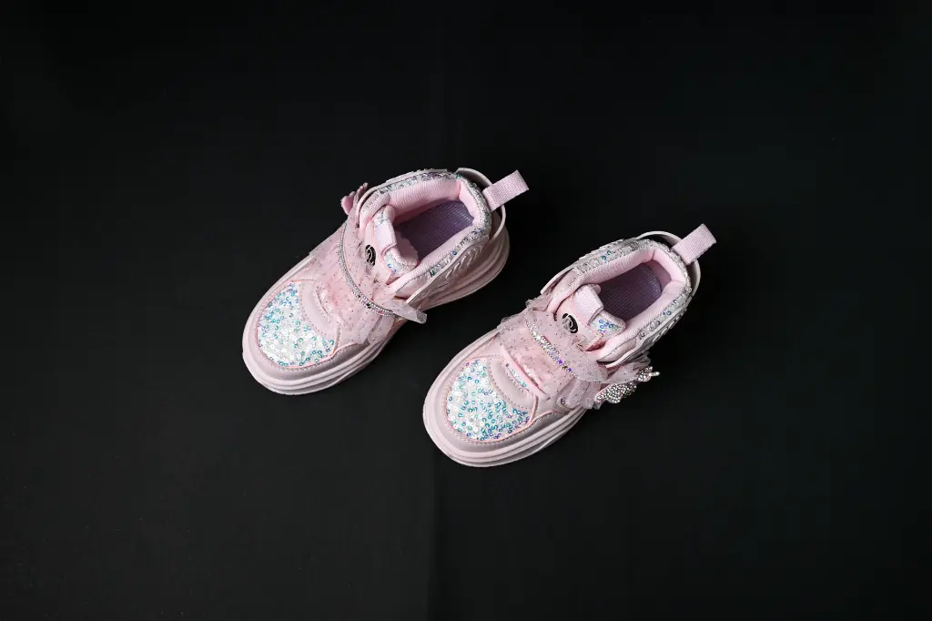 princess boots pink 3.webp